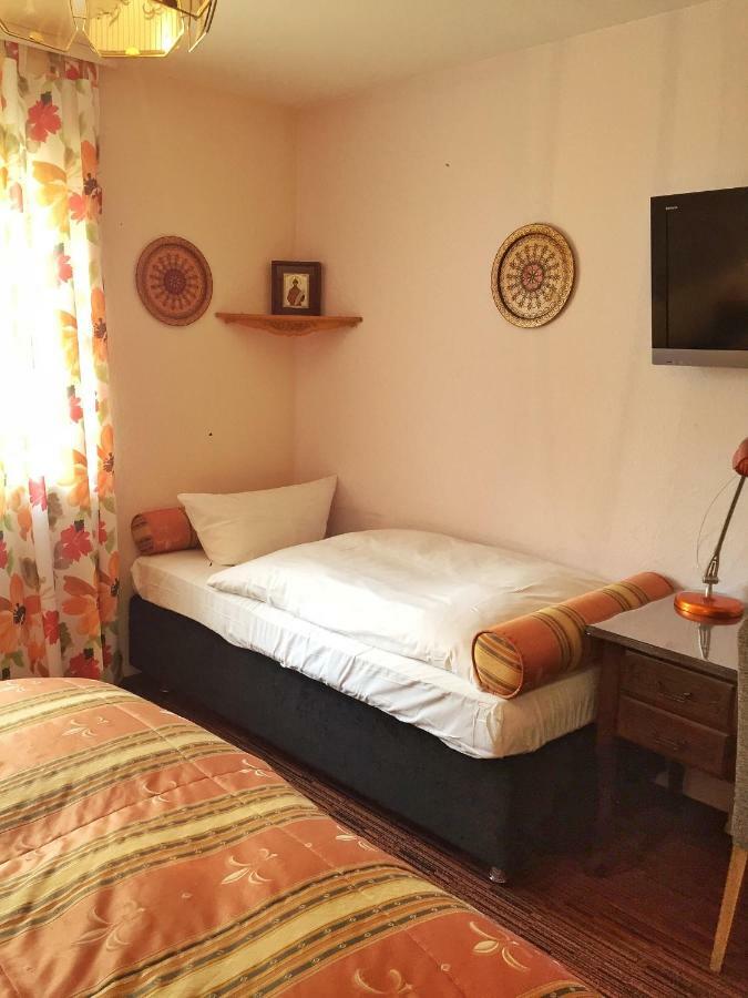 Hotel Attaché Raunheim Buitenkant foto